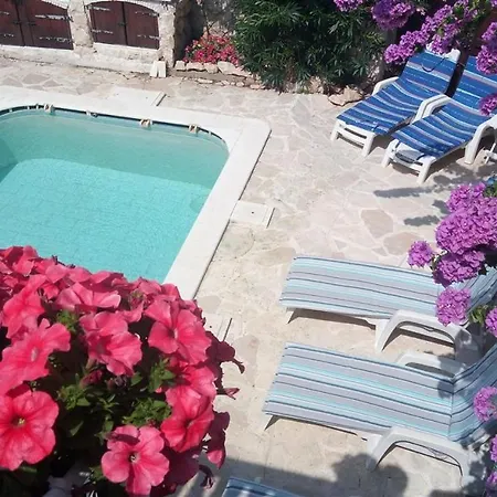 Villa Romantica Avec Piscine, 5 Studio Appartements, 5 Salles De Bains, 5 Cuisines, 12 Personnes Prázdninový dům *