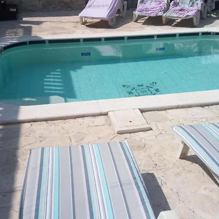 Villa Romantica Avec Piscine, 5 Studio Appartements, 5 Salles De Bains, 5 Cuisines, 12 Personnes Prázdninový dům Zadar